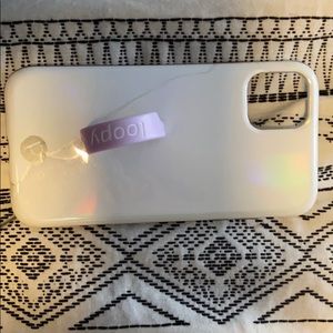 Iphone 11 loopy case